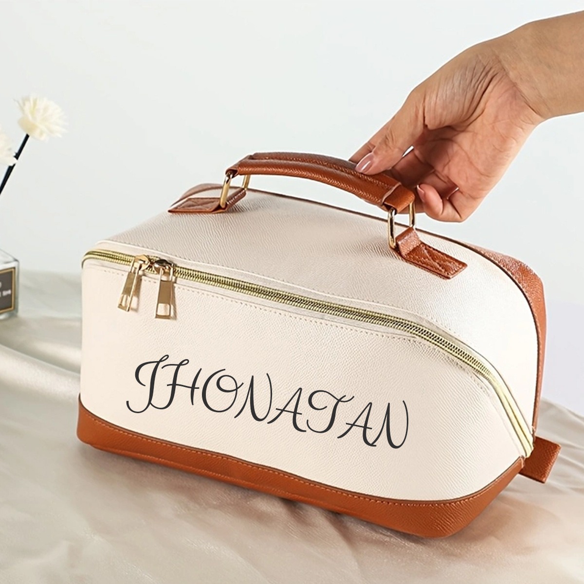 Personalized Makeup Storage Bag – Luxury Cosmetics & Accessories